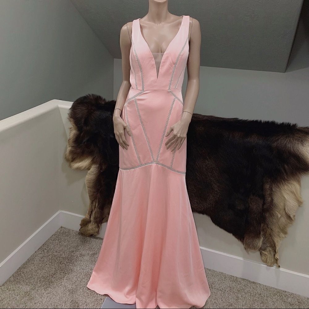 Elegant Rose Pink V-Neck &  Cut-out Back Evening Dress